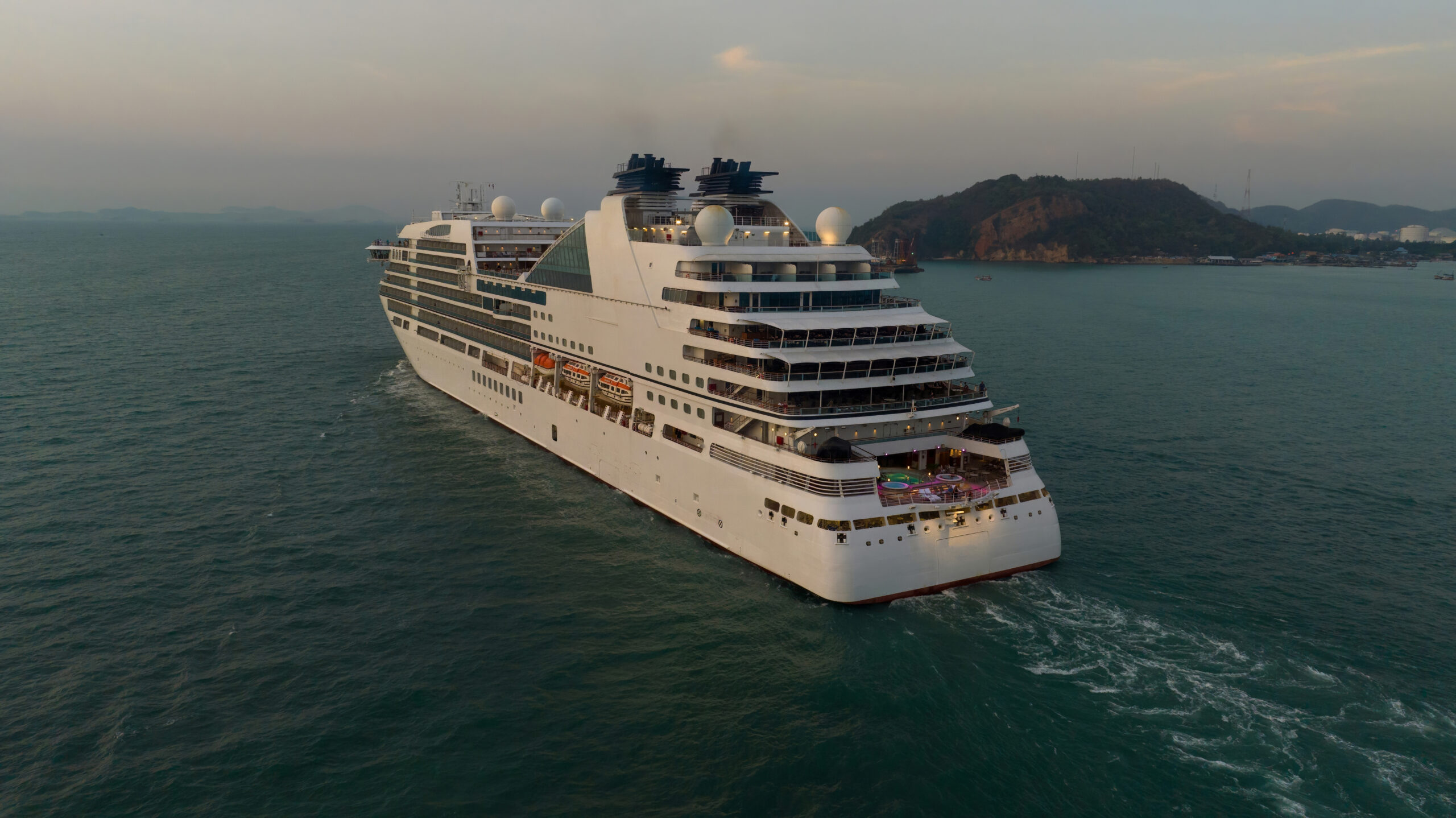 Buying and Selling Yachts